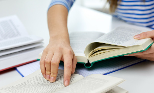 小學(xué)主持稿模板(20篇范文)