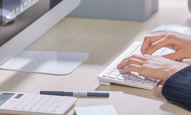 礦井大型設(shè)備維修鉗工安全技術(shù)操作規(guī)程（十二篇）