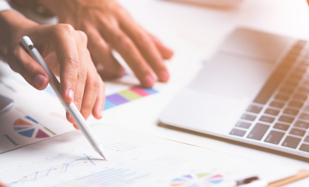 前臺(tái)周工作總結(jié)怎么寫(xiě)