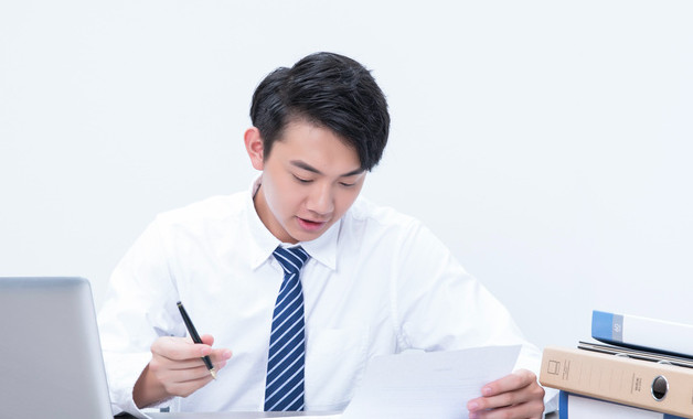 co2氣體保護(hù)焊機(jī)安全技術(shù)操作規(guī)程（六篇）