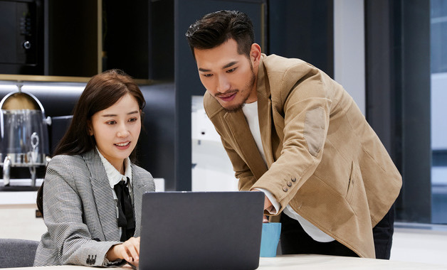 千千公司簡(jiǎn)介(48篇范文) 千千公司簡(jiǎn)介(48篇范文)