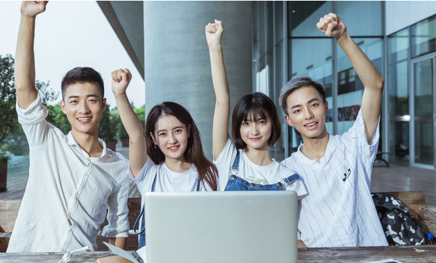 電子商務(wù)公司的實(shí)習(xí)報(bào)告十篇